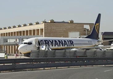 Ryanair estrena dos destinos nuevos desde el aeropuerto de Sevilla