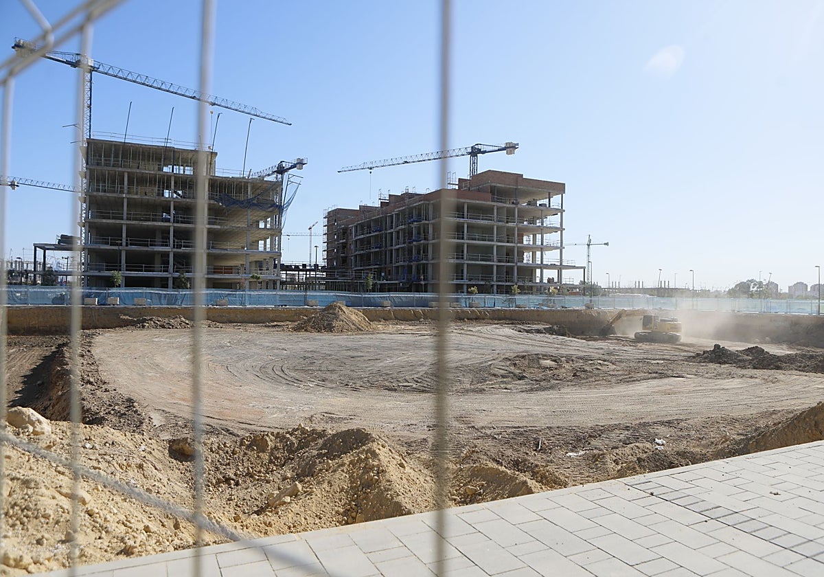 Los nuevos bloques de viviendas que se están levantando en la zona de Palmas Altas