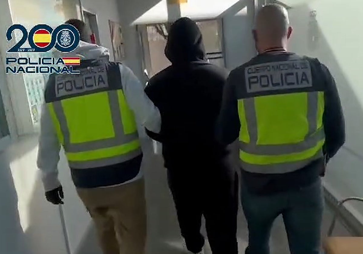 Los agentes llevan detenido al autor de, al menos, dos robos en la zona Centro de Sevilla