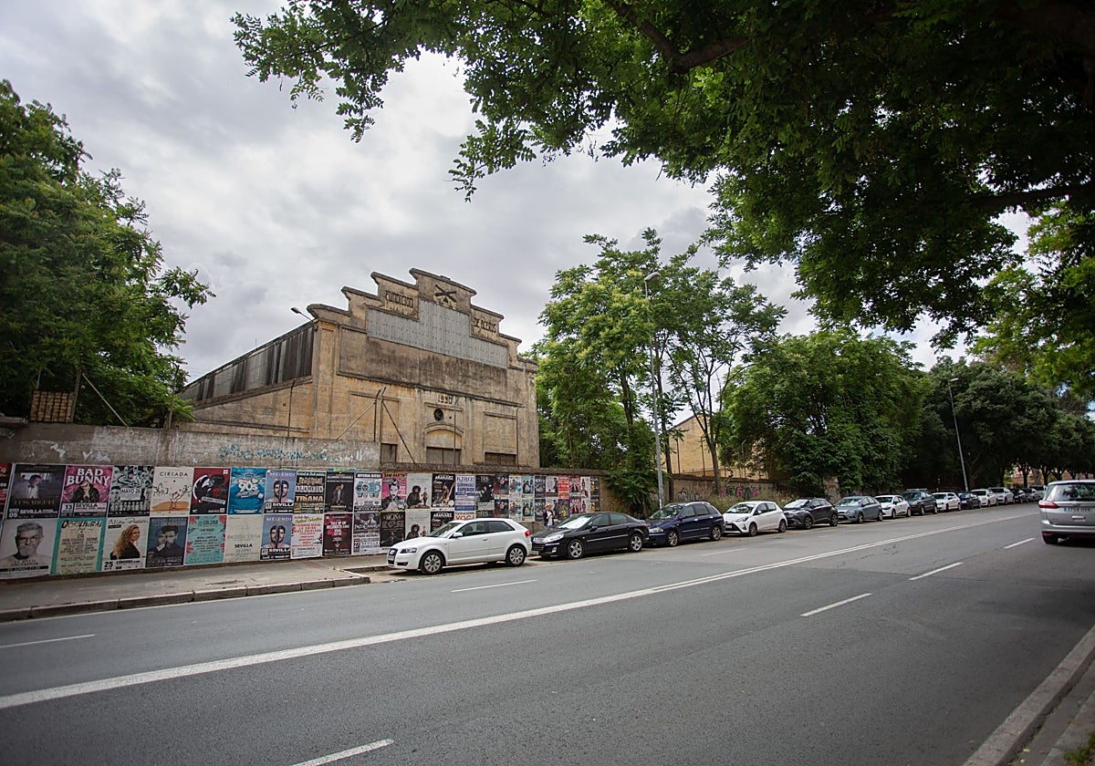 Las antiguas naves de Santa Bárbara en el barrio de San Bernardo