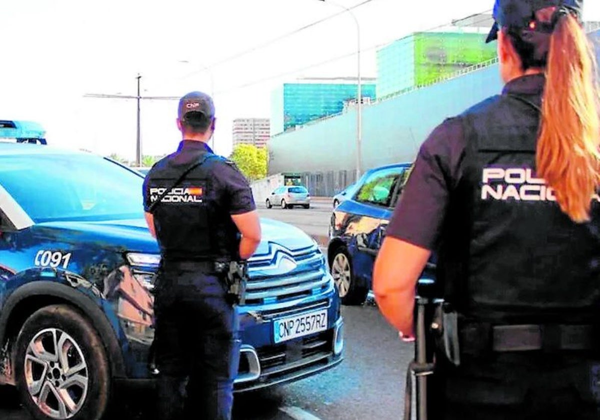 Agentes de la Policía Nacional