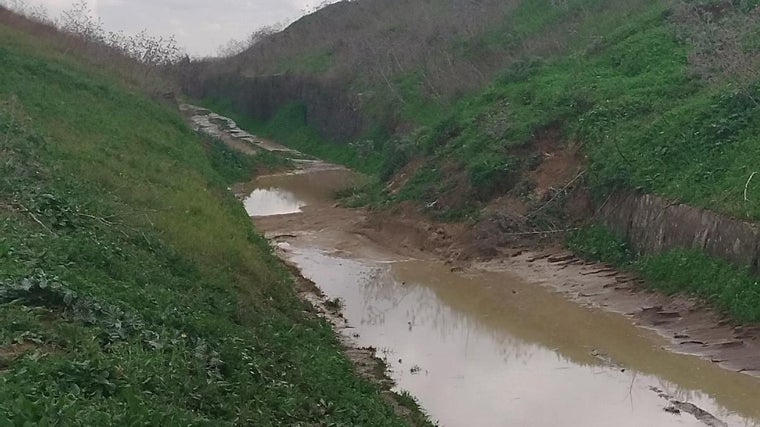 La zona se encontraba en alerta naranja y el camino estaba intransitable