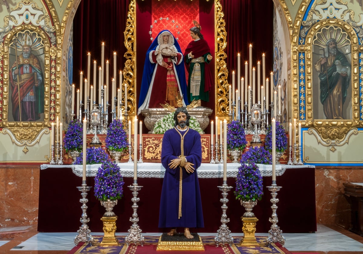 Besamanos a Jesús Cautivo en Santa Genoveva