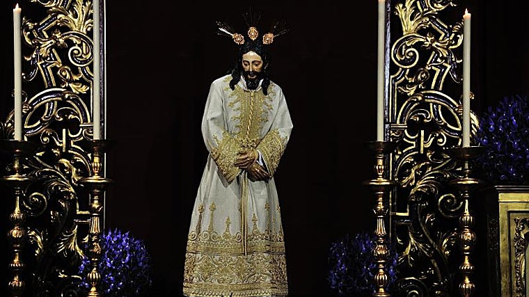 Besamanos del Señor de Silencio de la Amargura