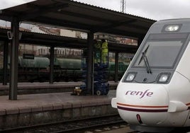 Interrumpida la circulación de trenes en la línea Sevilla-Huelva por acumulación de agua en la vía