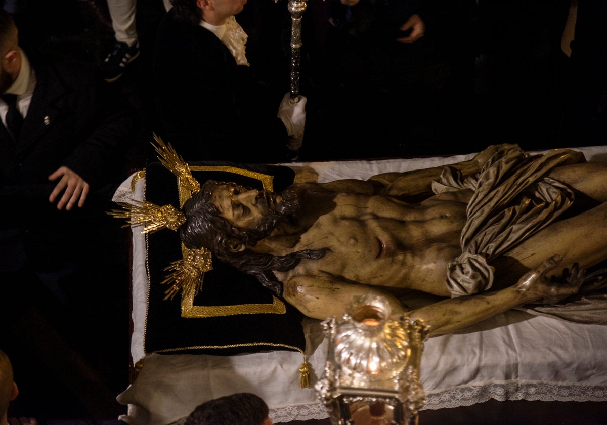 Vía Crucis anual del Cristo Yacente del Santo Entierro