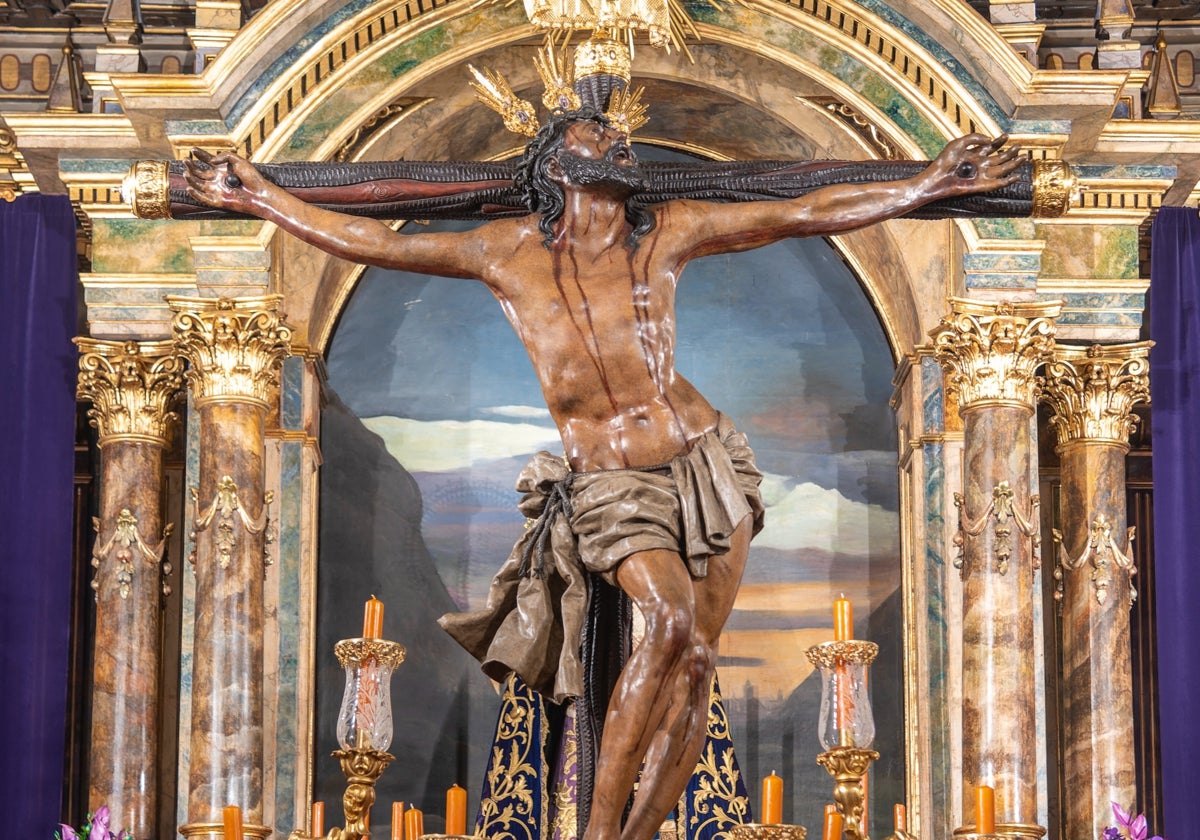 El Cristo de la Expiración del Museo, preparado para el vía crucis de esta tarde a San Andrés