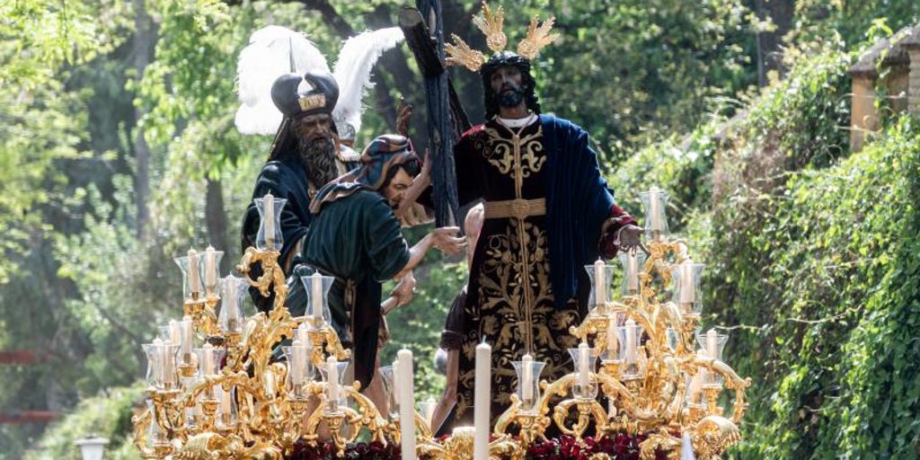 Los Jardines de Murillo se convierten en el nuevo 'desatascador' de la Semana Santa de Sevilla