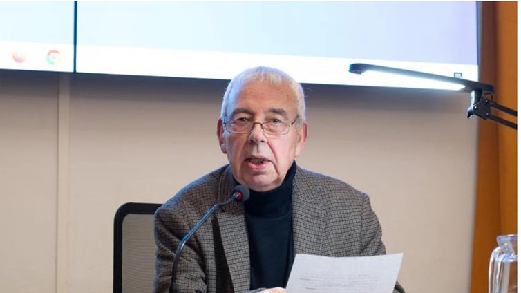 Joaquín Caro Romero, premio 'Semana Santa de Sevilla de las Letras'