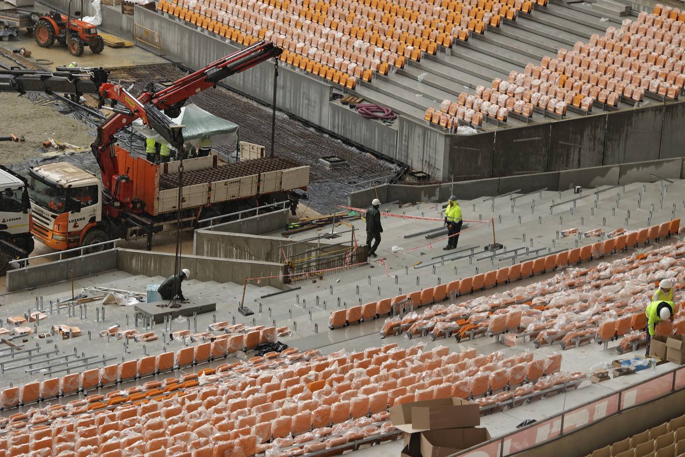 La puesta a punto del estadio de la Cartuja se acelera ante la final de la Copa del Rey del próximo 26 de abril