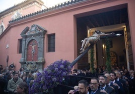 Imágenes del vía crucis del Cristo de la Exaltación en la Cuaresma de 2025