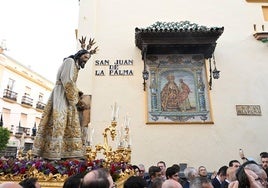 Sevilla espanta las nubes y adelanta la Semana Santa