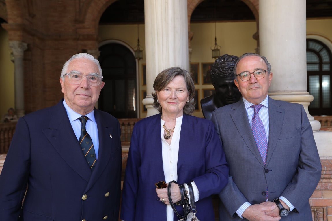 Enrique moreno de la Cova, Paloma Cordero y Juan Gomez de Salazar