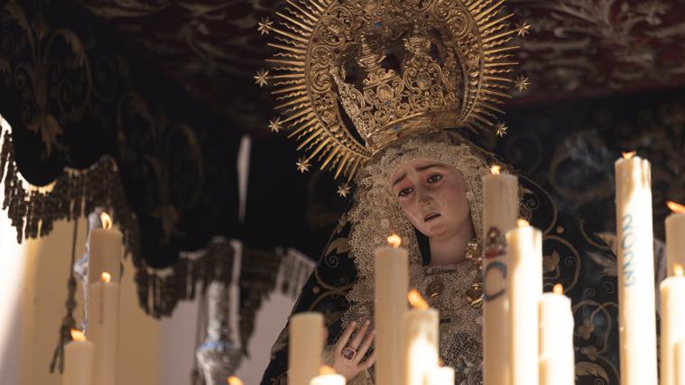 La Virgen del Subterráneo es una talla anónima