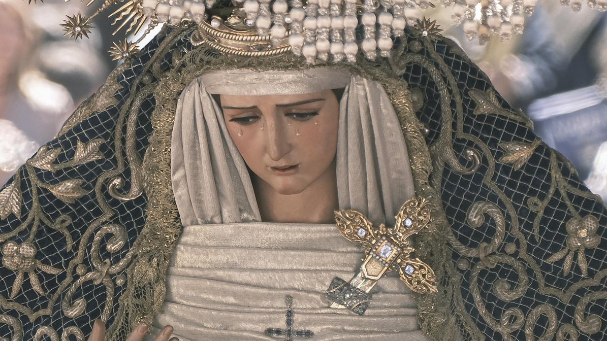 María Santísima de la Hiniesta Dolorosa