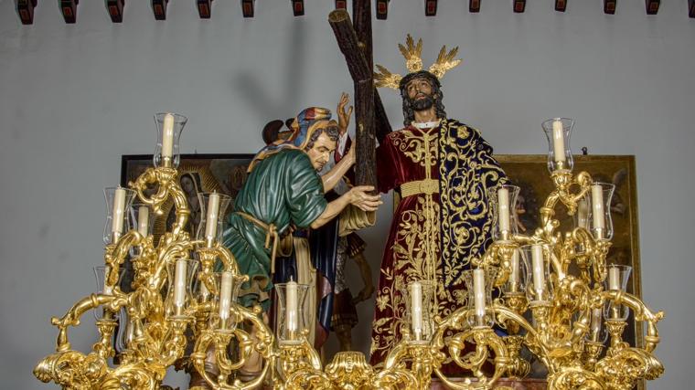 El Señor de la Victoria en su paso con corona de espinas