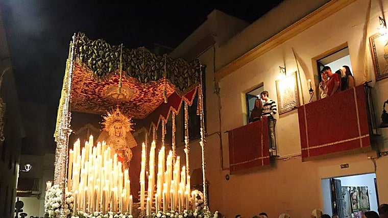 La Virgen de las Veredas es la dolorosa que procesiona en Utrera en la jornada del Martes Santo