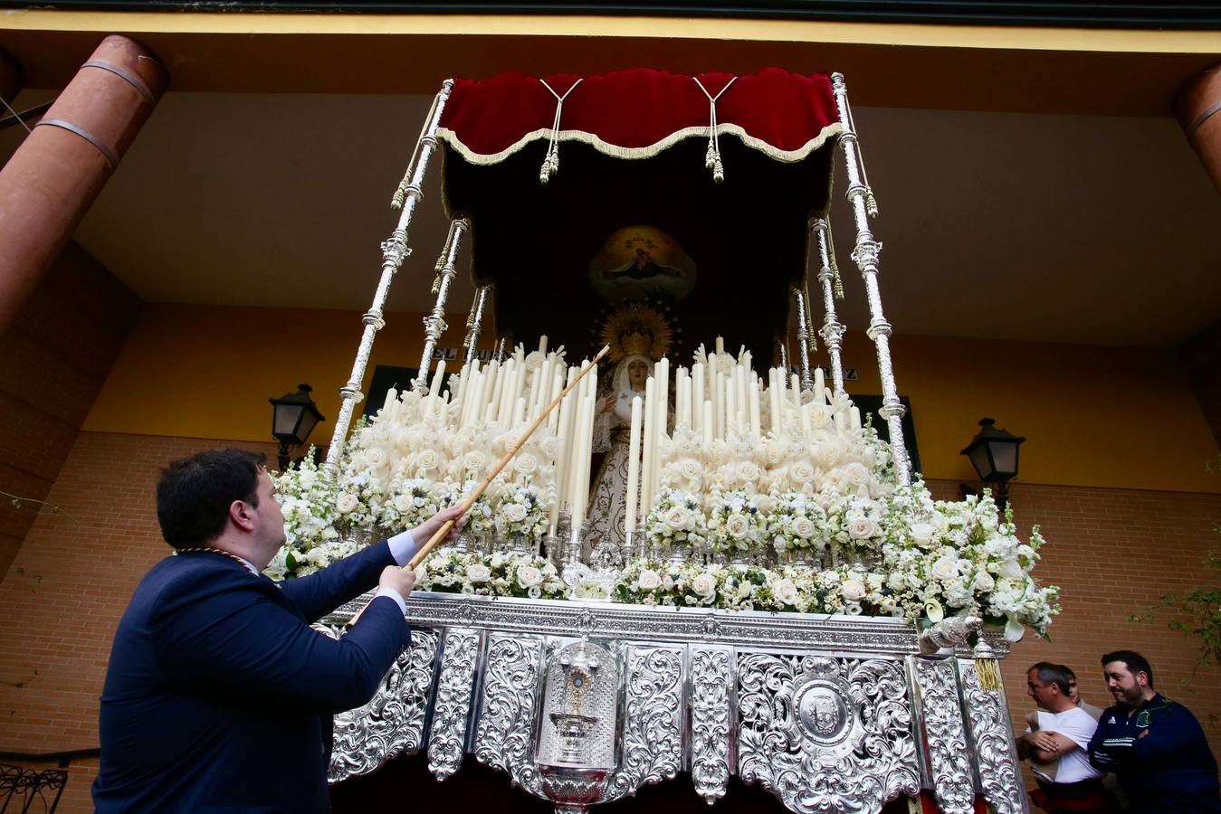 Hermandad de Padre Pío este Sábado de Pasión de la Semana Santa 2025