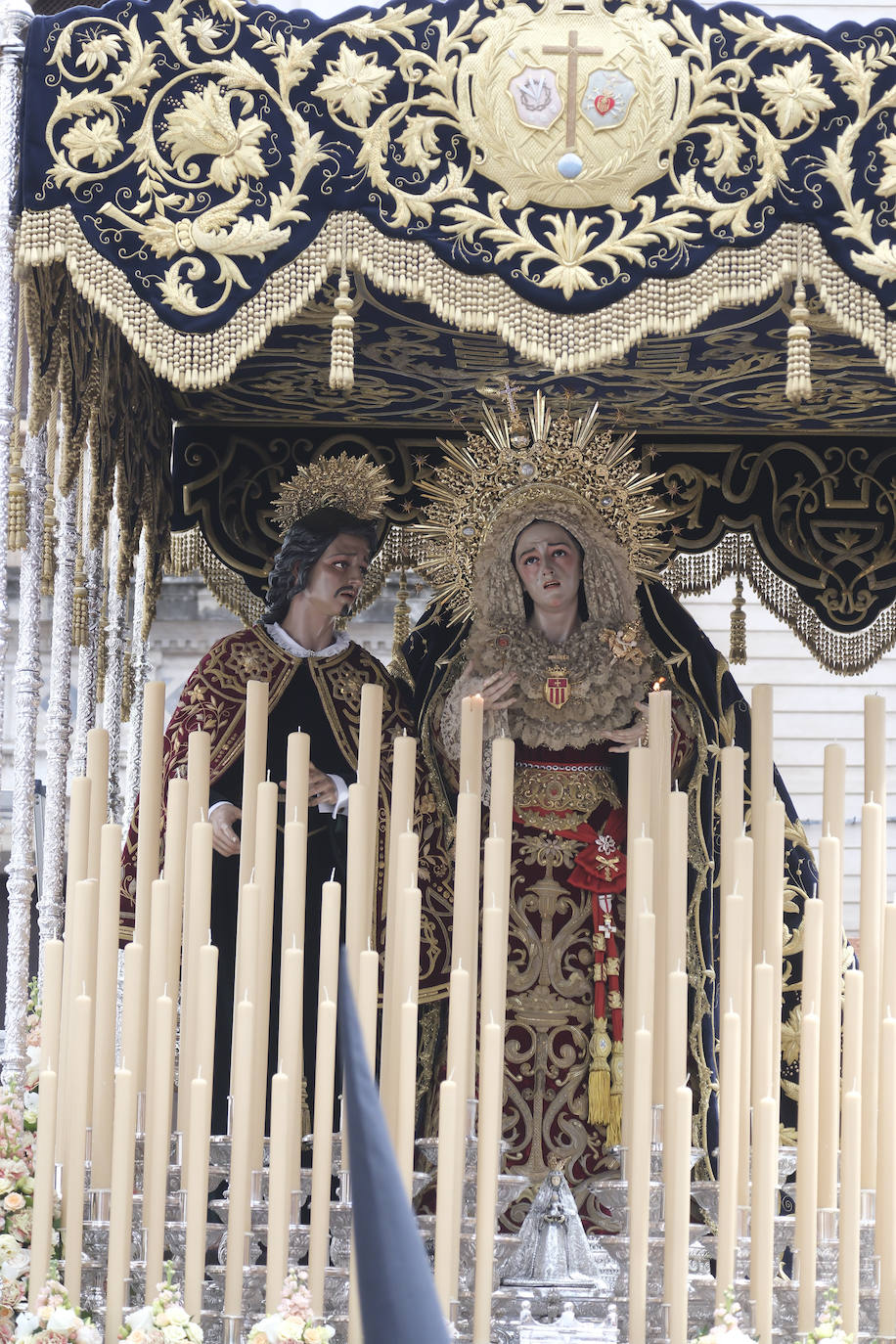La hermandad de Jesús Despojado realiza su estación este Domingo de Ramos
