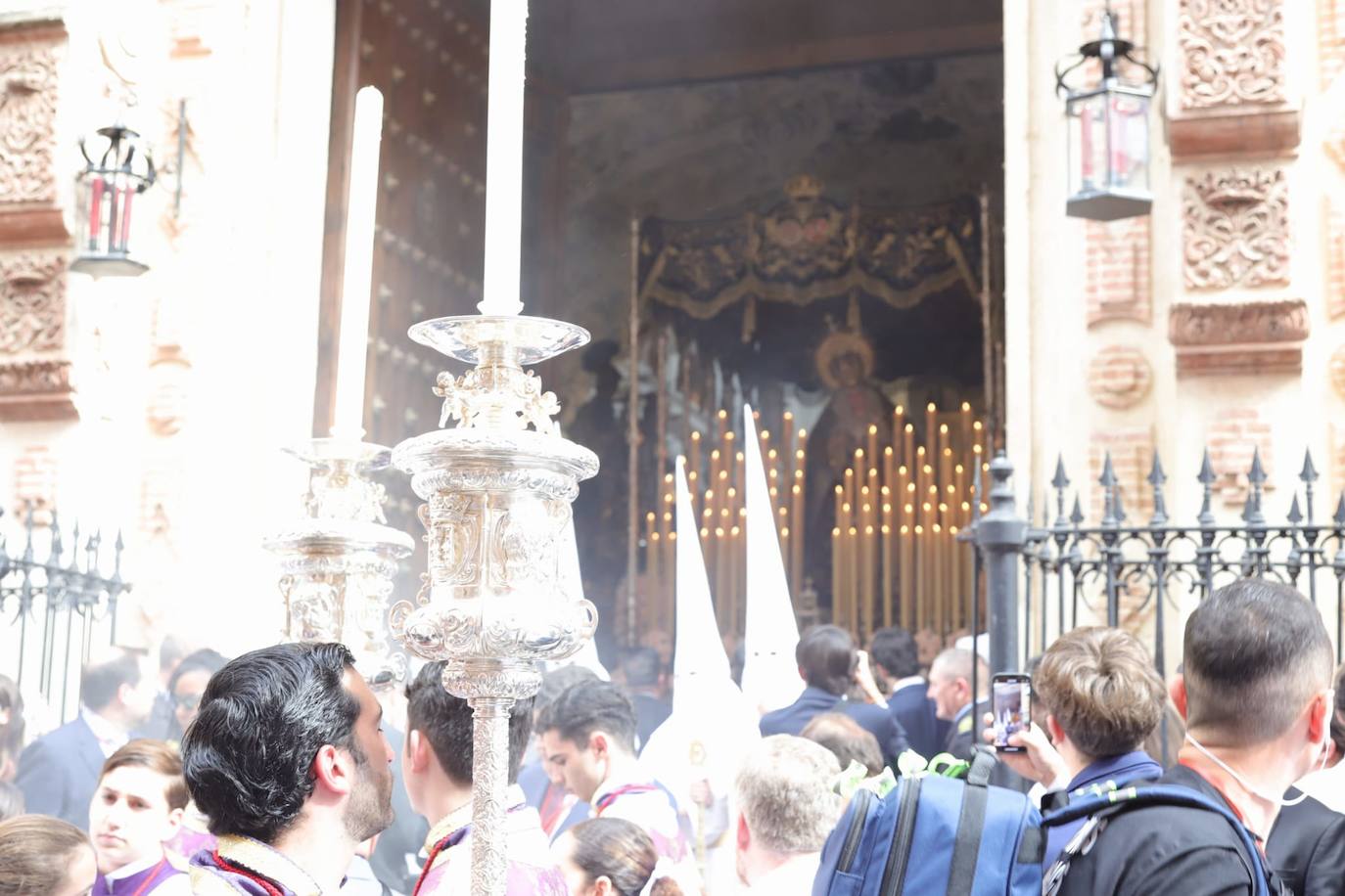 La hermandad de la Cena realiza su estación de penitencia este Domingo de Ramos