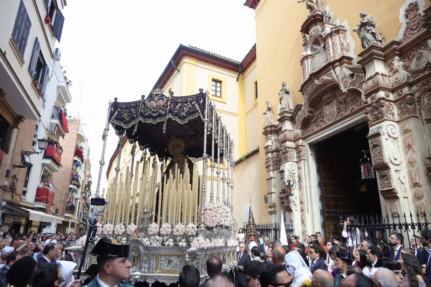 La hermandad de la Cena realiza su estación de penitencia este Domingo de Ramos
