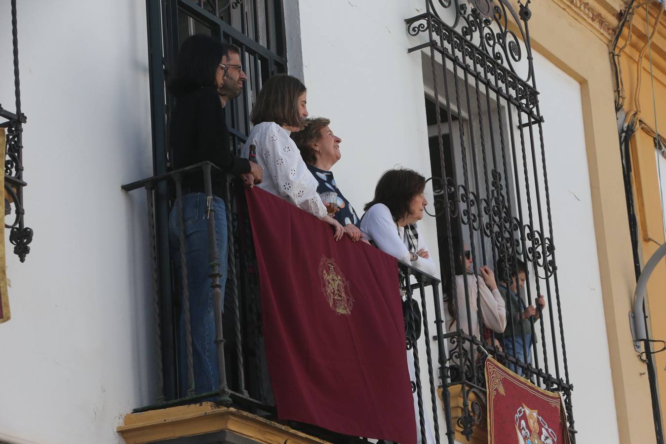 Salida de la Hermandad de Santa Genoveva por las calles del Tiro de Línea