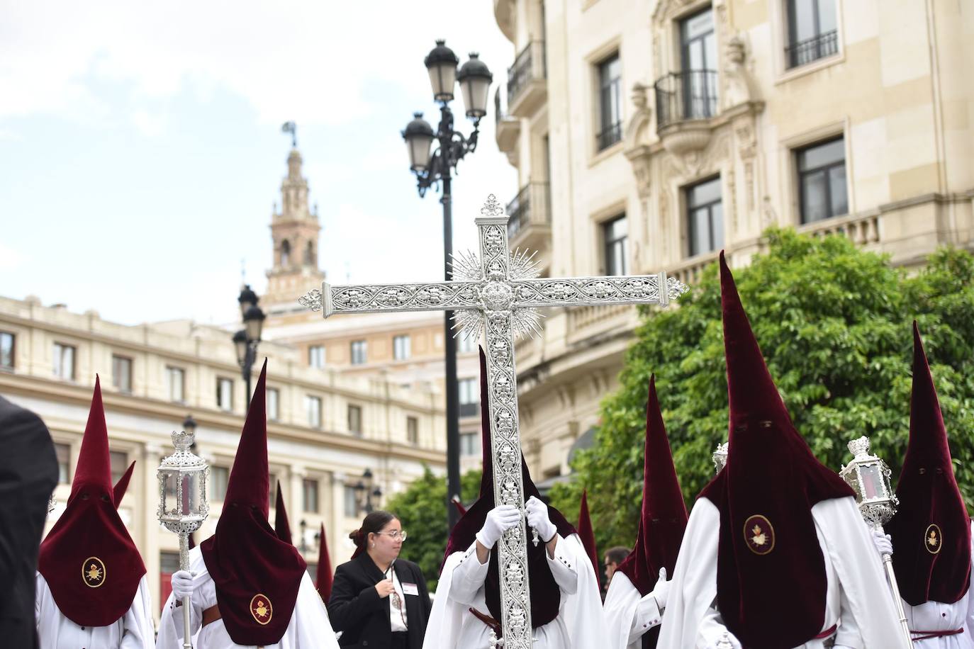 Hermandad del Cerro este Martes Santo por Plaza Nueva 