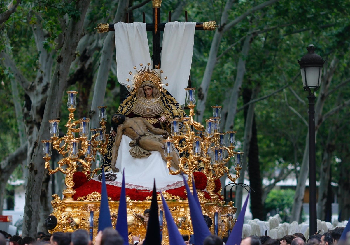 El Cristo de la Misericordia y la Virgen de la Piedad del Baratillo
