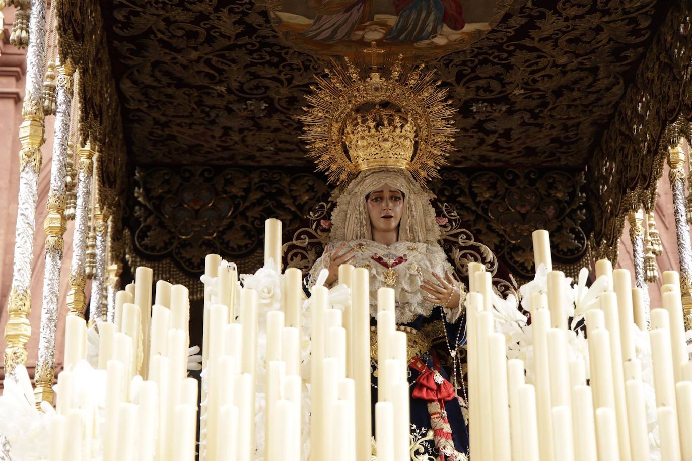 Salida de la Virgen del Refugio de la parroquia de San Bernardo
