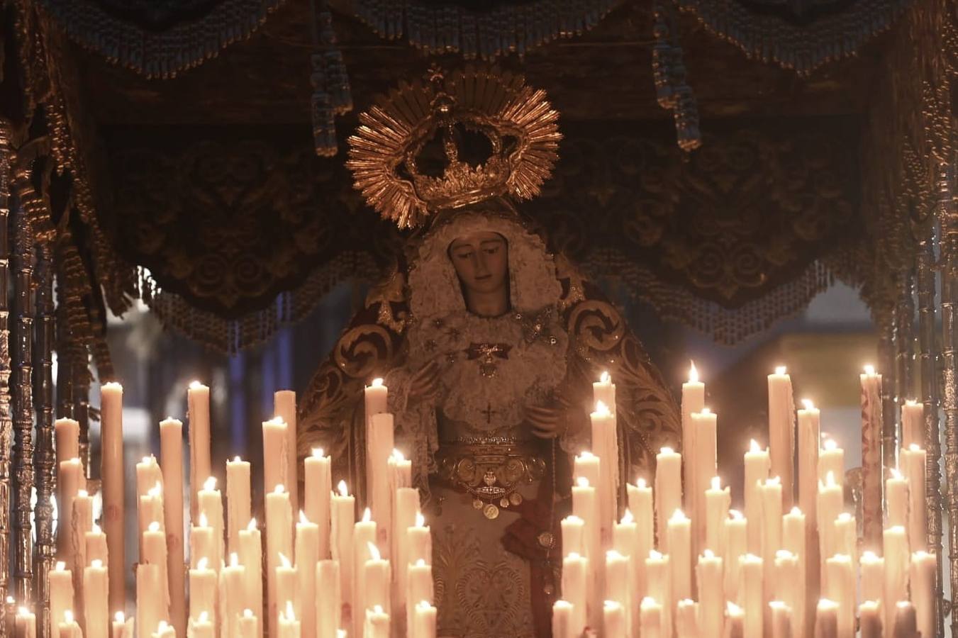 La Virgen de Regla estuvo acompañada por la banda de música de Santa Ana de Dos Hermanas
