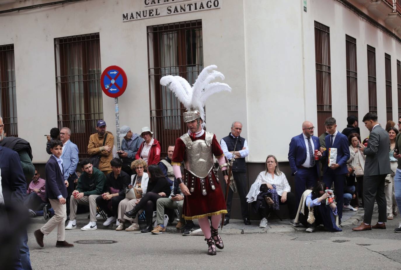 Momentos previos de la salida de la Hermandad de la Exaltación este Jueves Santo