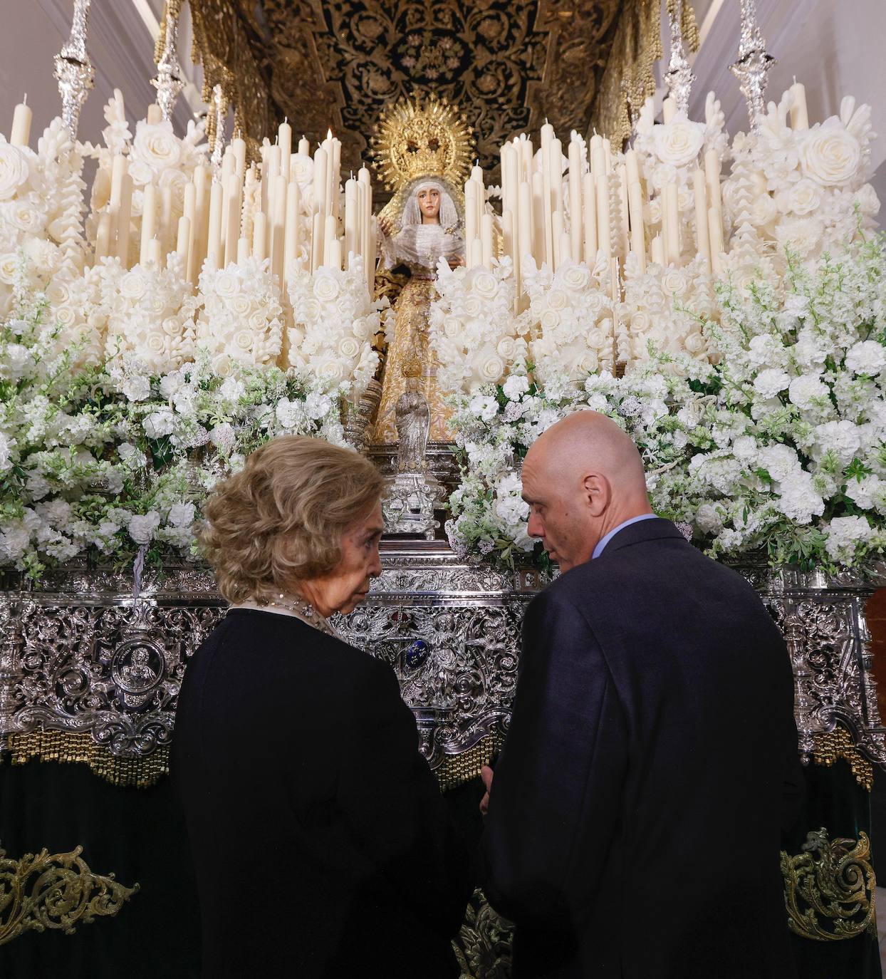 La visita de la Reina Sofía este Jueves Santo en Sevilla