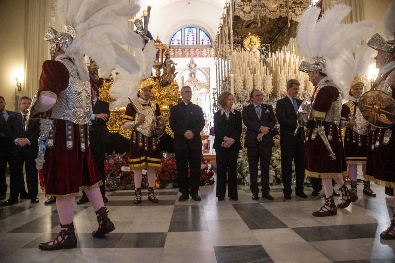 La visita de la Reina Sofía este Jueves Santo en Sevilla
