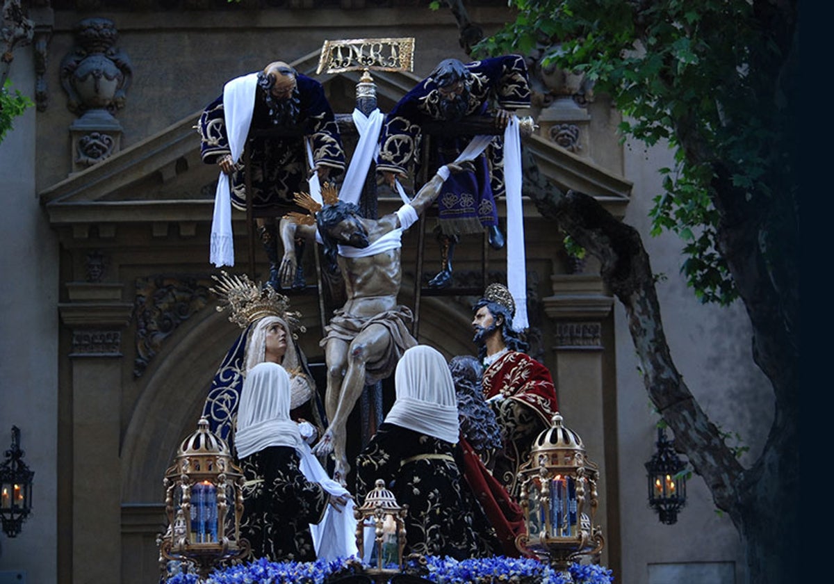 José de Arimatea y Nicodemo son dos de los personajes que aparecen en el paso de la Quinta Angustia de Sevilla