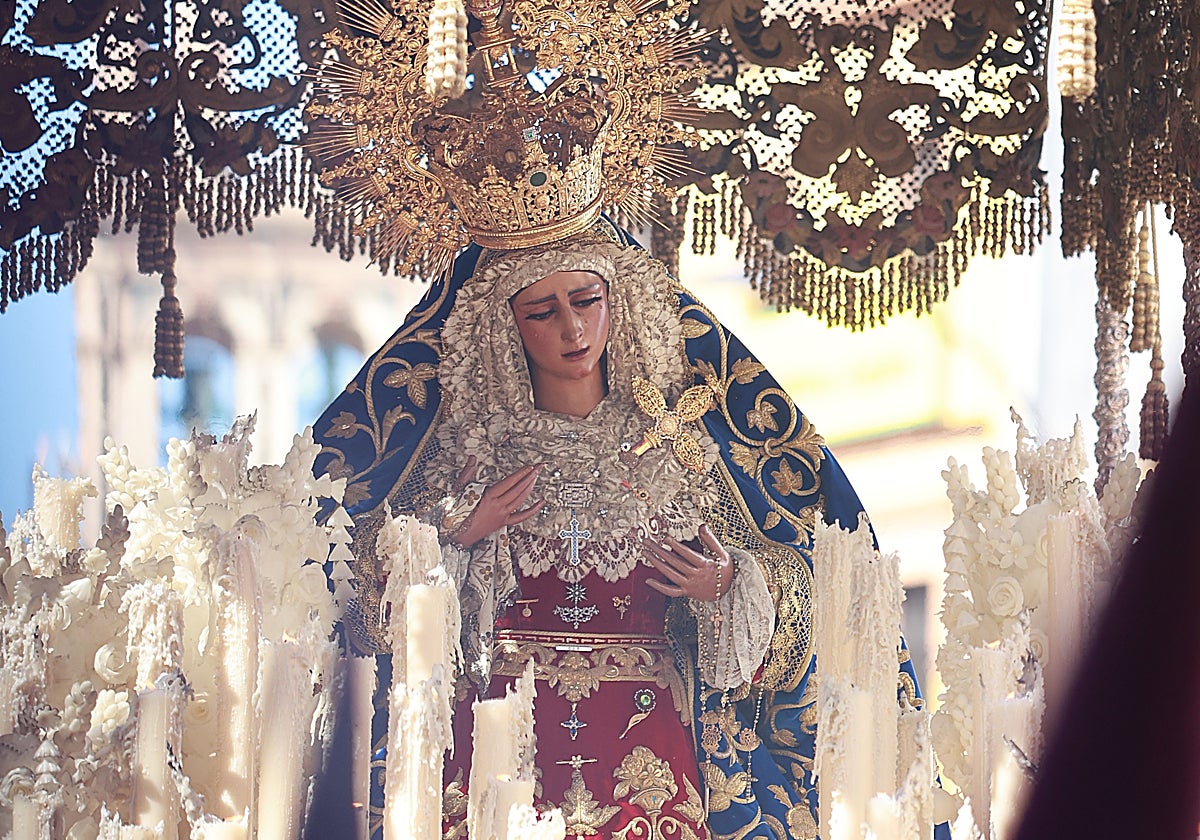 Virgen de las Angustias de la hermandad de Los Gitanos