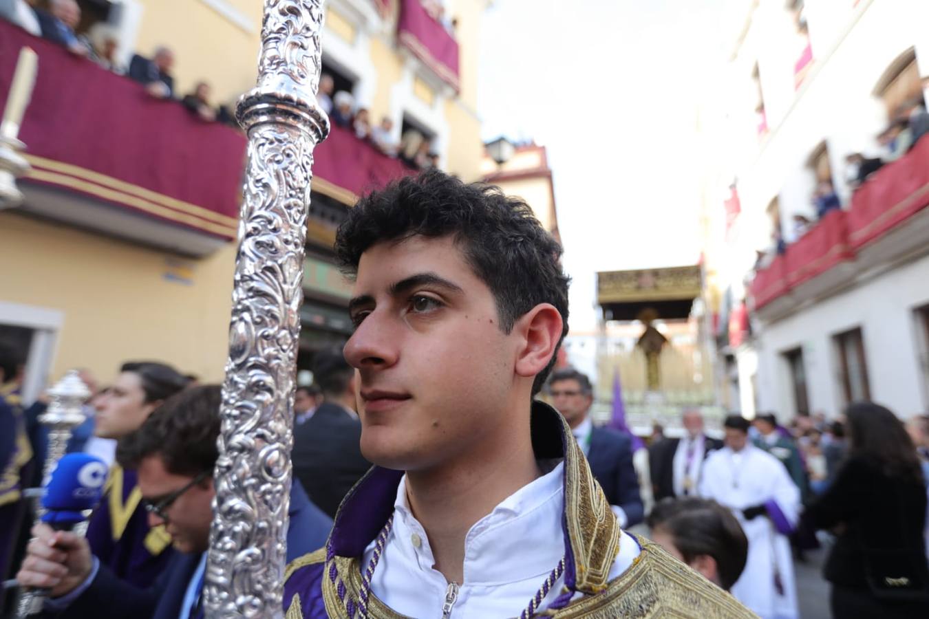 Salida de Jesús Atado a la Columna y de la Virgen de la Victoria, de la hermandad de las Cigarreras