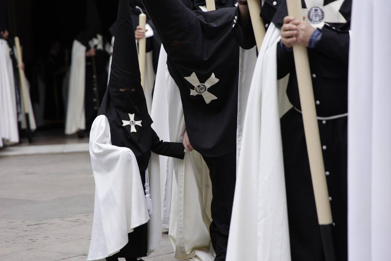 Salida de la Hermandad del Cachorro en la Semana Santa de Sevilla 2025 