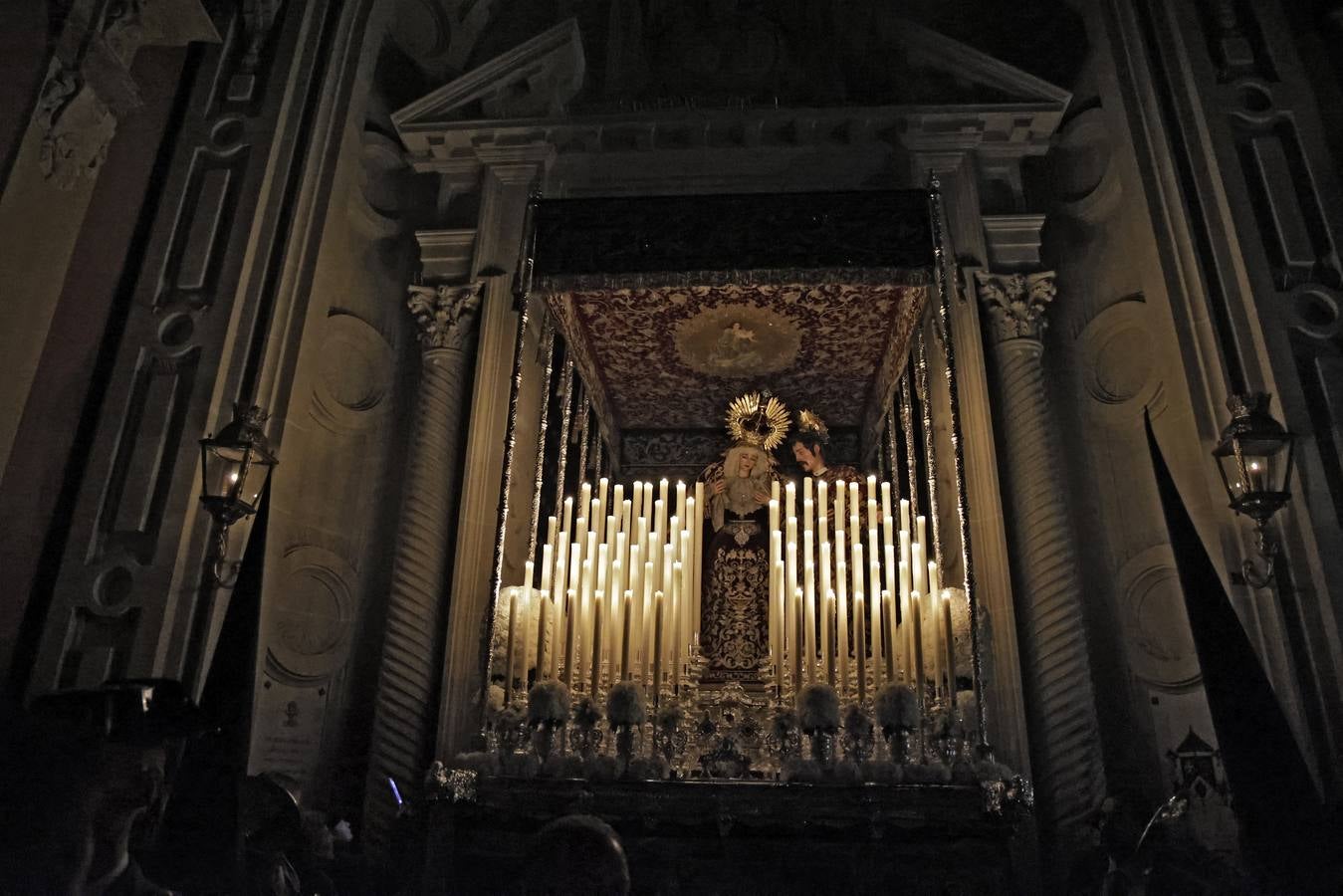 Salida de la Hermandad del Gran Poder en la Semana Santa de Sevilla 2025