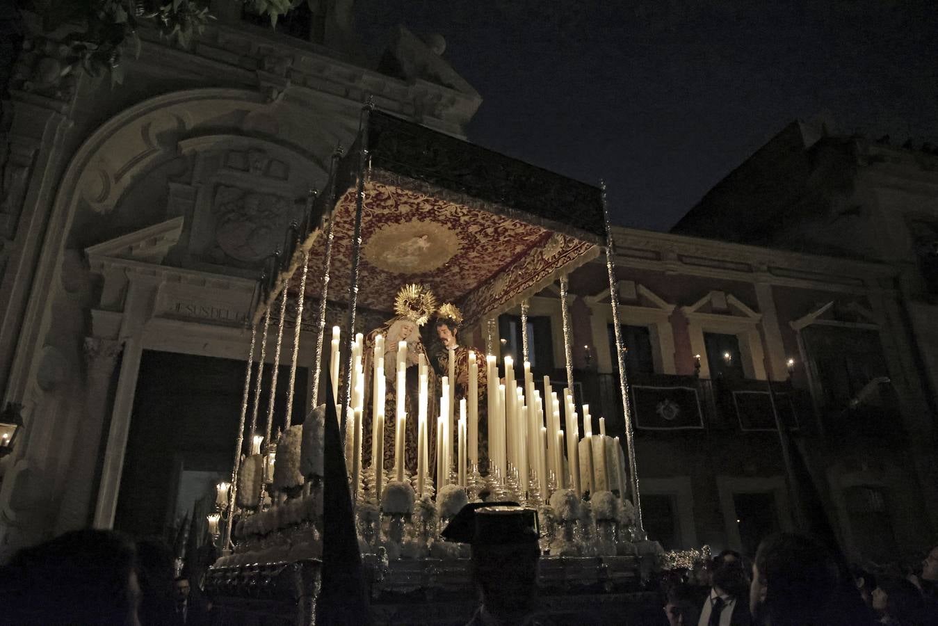 Salida de la Hermandad del Gran Poder en la Semana Santa de Sevilla 2025
