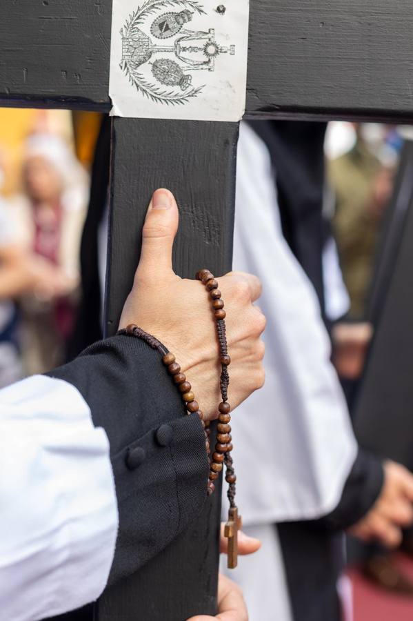 Salida de la hermandad de la Soledad, este Sábado Santo