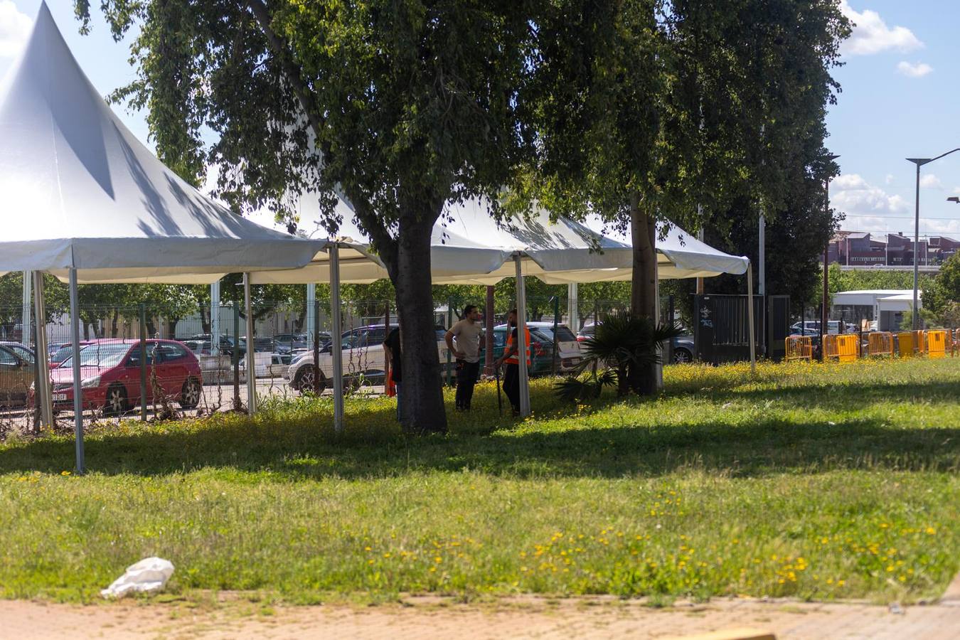 La actividad no para en las inmediaciones del Estadio de la Cartuja