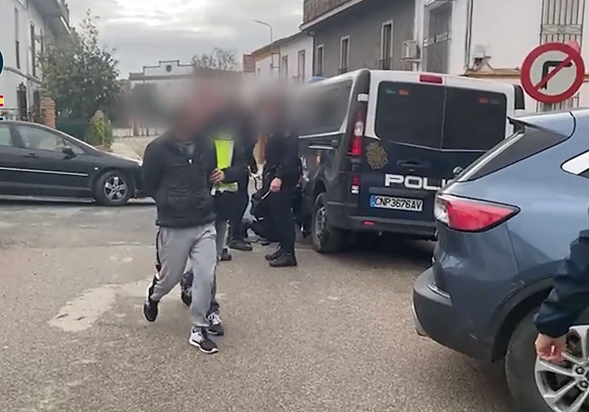 La Policía Nacional desarticula una organización criminal que explotaba a temporeros en Sevilla
