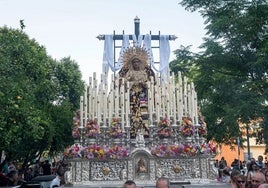 Comienzan las procesiones en Sevilla en los primeros días de mayo