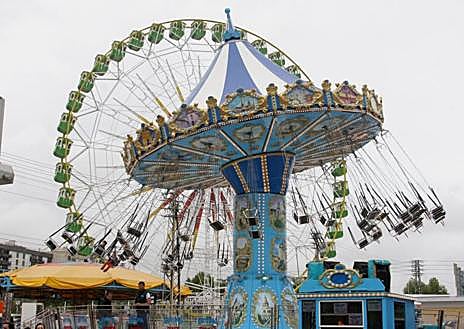 Imagen secundaria 1 - Cacharritos en la Calle del Infierno