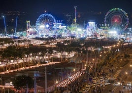 Alumbrado del Real de la Feria de Abril de Sevilla del año 2015