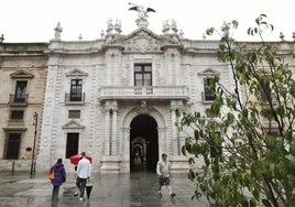El nuevo Estatuto de la Universidad de Sevilla ha entrado en vigor este viernes
