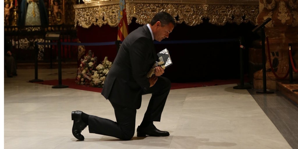 La imagen. El capitán del pregón