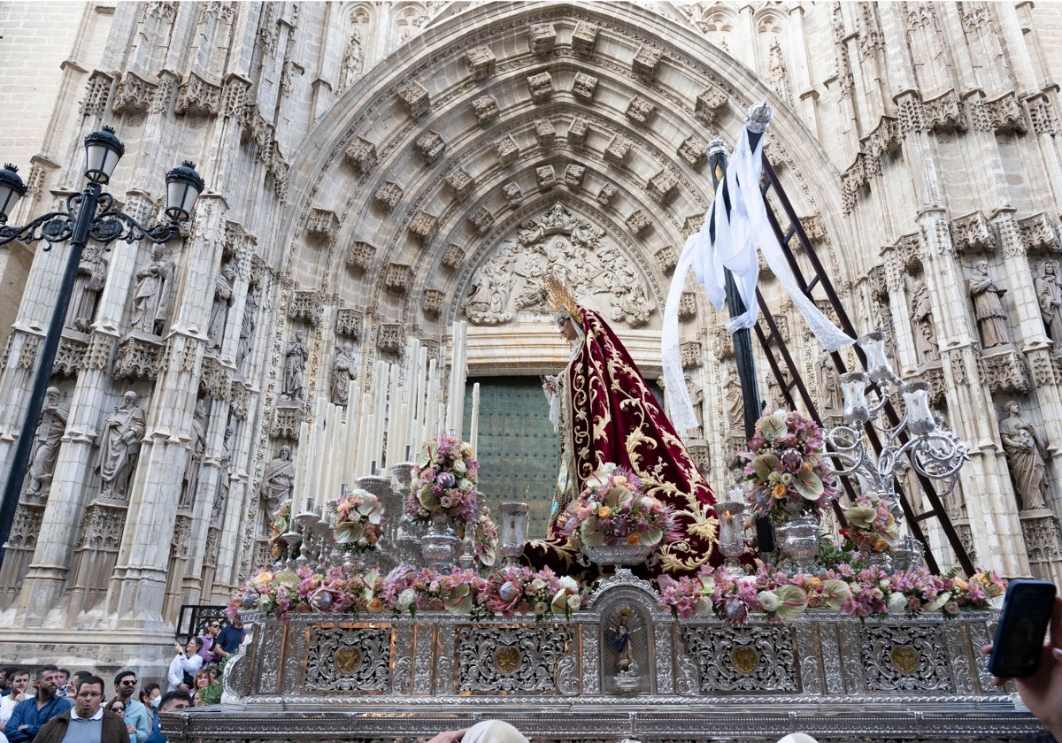 Procesión de la Virgen de los Desamparados