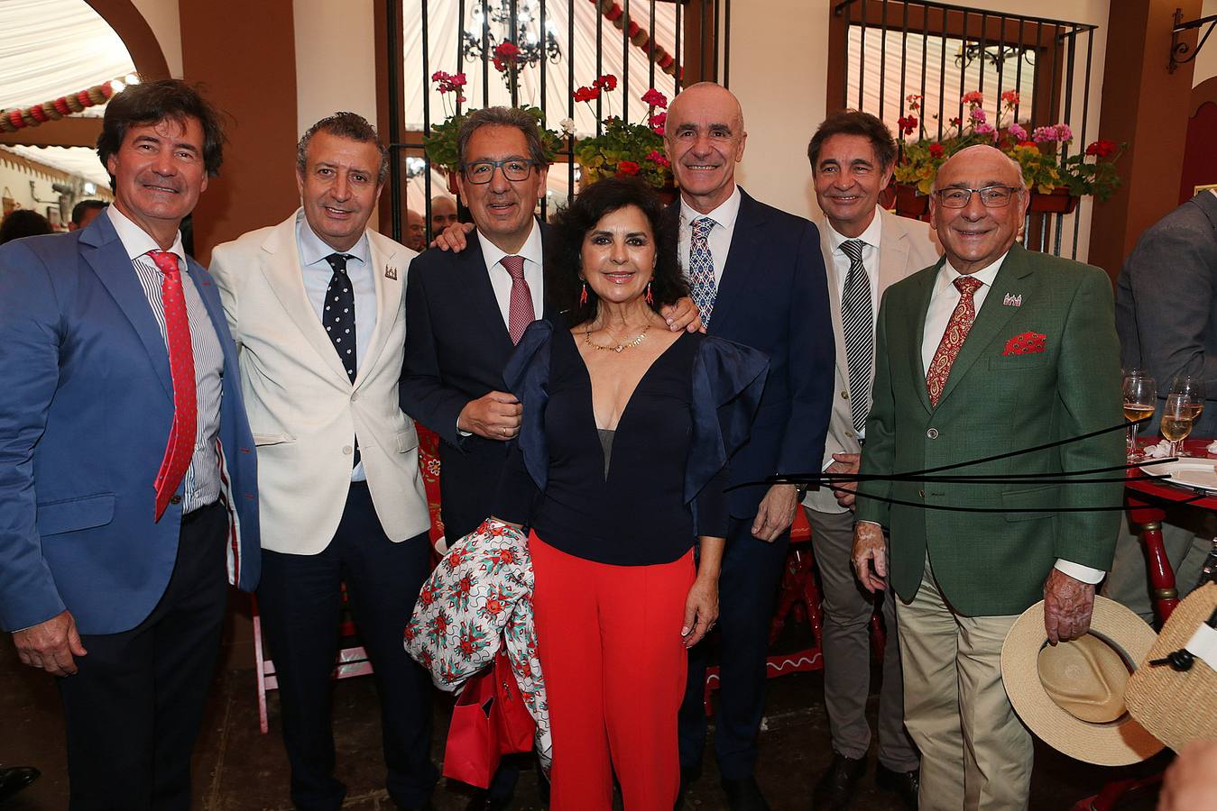 Miguel Rus, Javier Fernández, Antonio Pulido, María José Santiago, Antonio Muñoz, Rafael Cremades y Juan José Vega, en la recepción de Cajasol