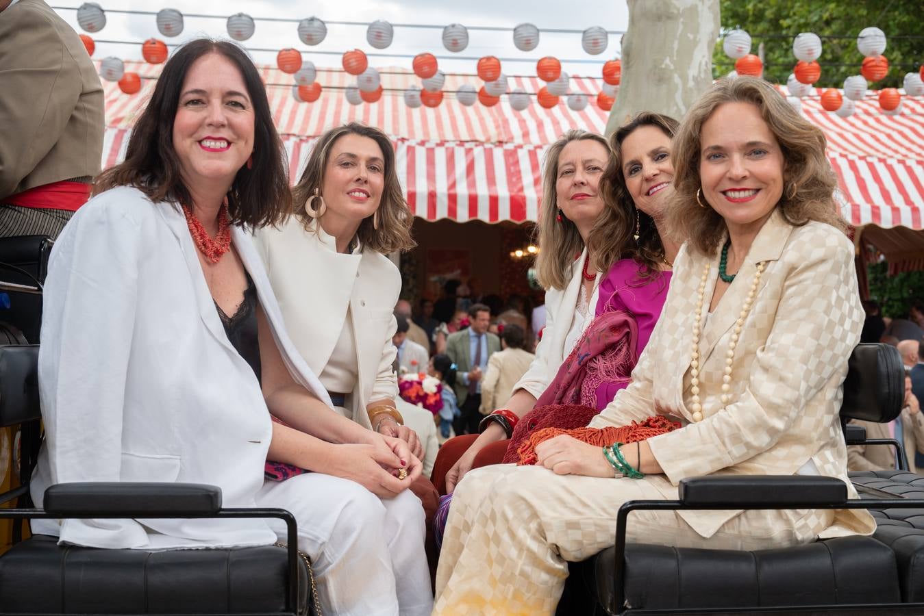 Fabiola Romero, Delia Álvarez, Rocío Villalba, Inés Parias y Aurora Murillo